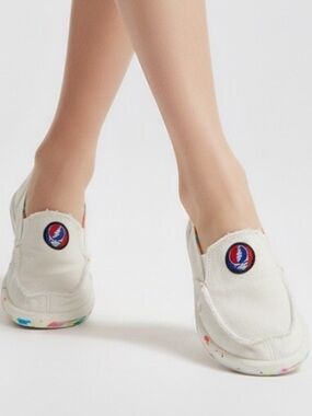 GRATEFUL DEAD CANVAS SLIP ON SHOES SIZE 8 COLLECTIBLE RARE SKULLS